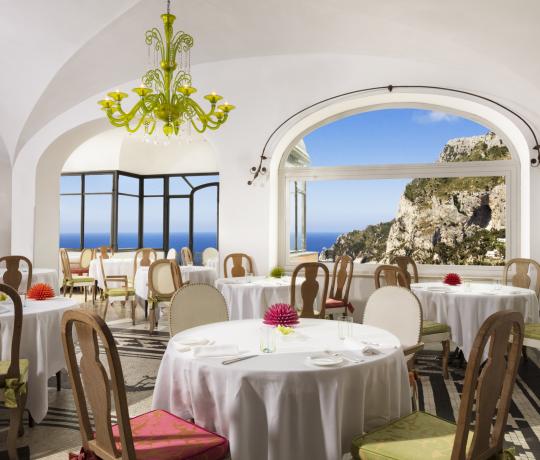 main-dining-room-le-monzu.jpg