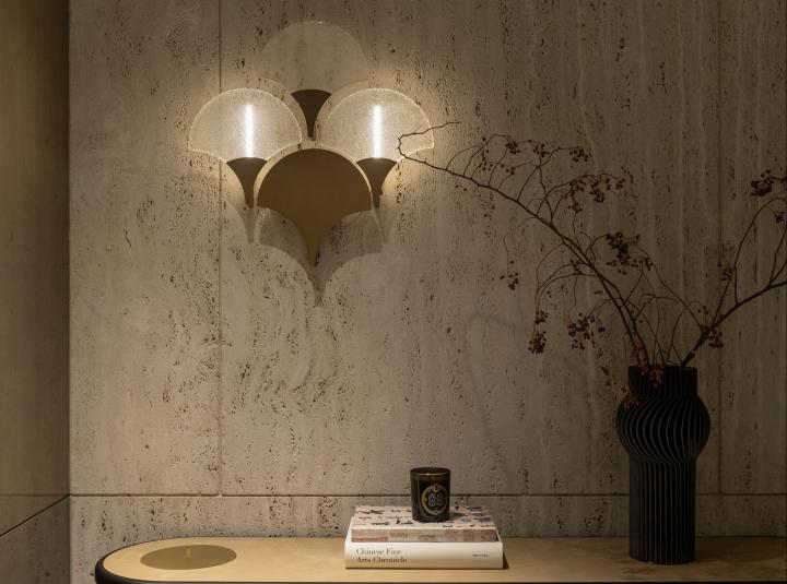 Tuileries wall sconce