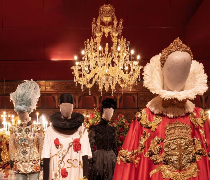 Dal cuore alle mani Sala teatro