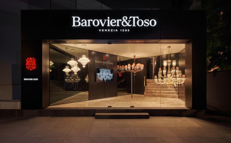 shop-window-singapore-showroom