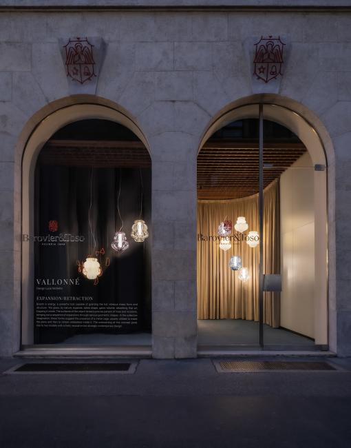 bt_showroom_milan_shop_window_03.jpg
