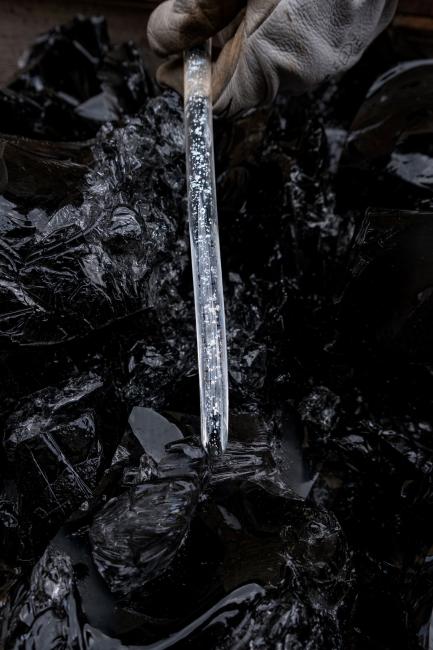 07_bt_detail_of_il_redentore_guggisbergbaldwin_murano_illumina_il_mondo.jpg.jpg