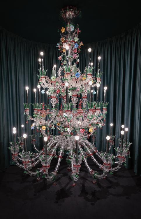 bt_4607_room_showroom_milan_02.jpg