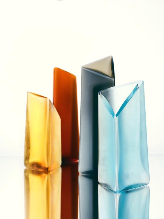 bt_kado_vases_keiji-ashizawa_editorial_03.jpg